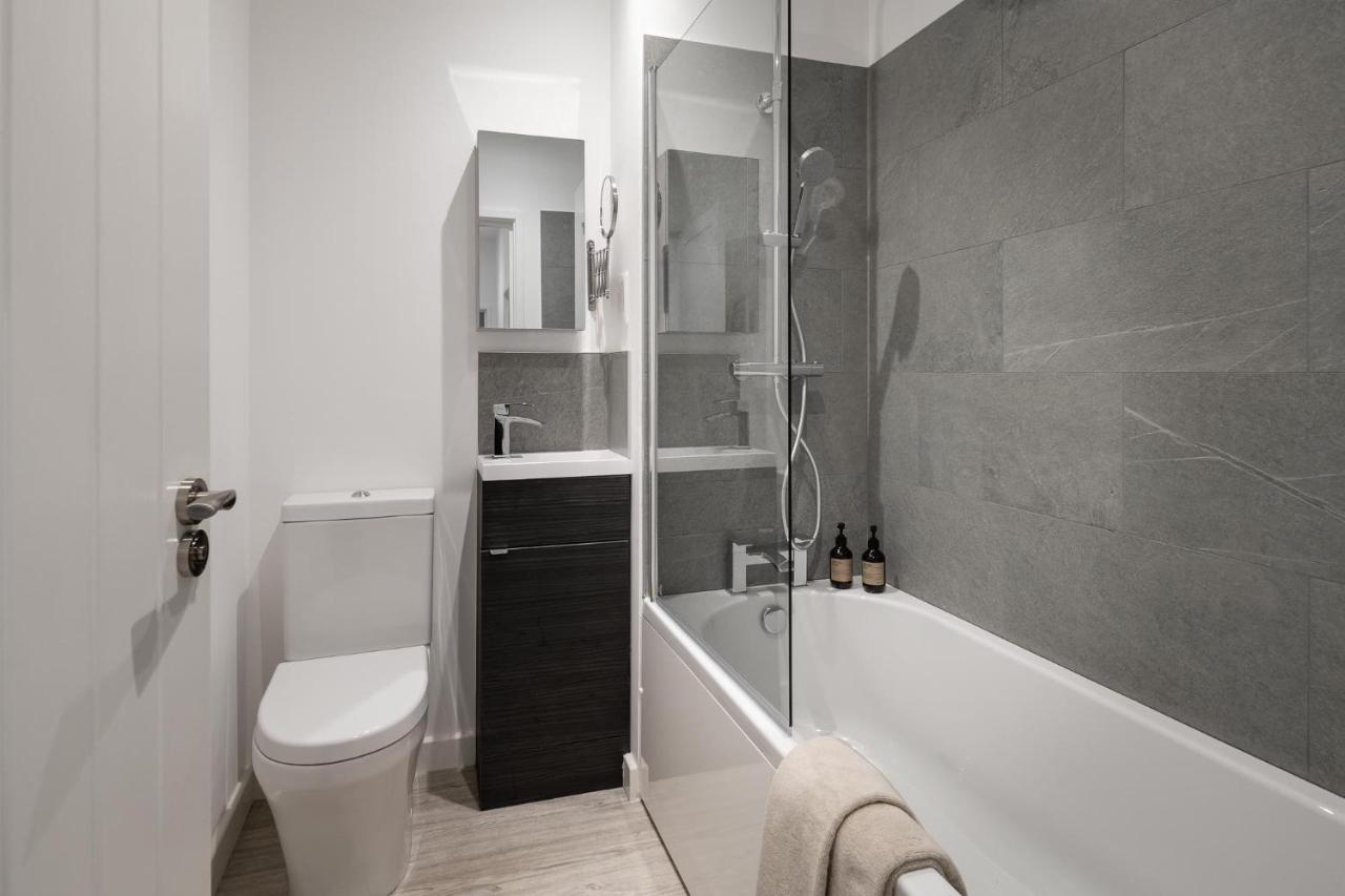 Onefivesix - Unique Apartments เบอร์มิงแฮม ภายนอก รูปภาพ