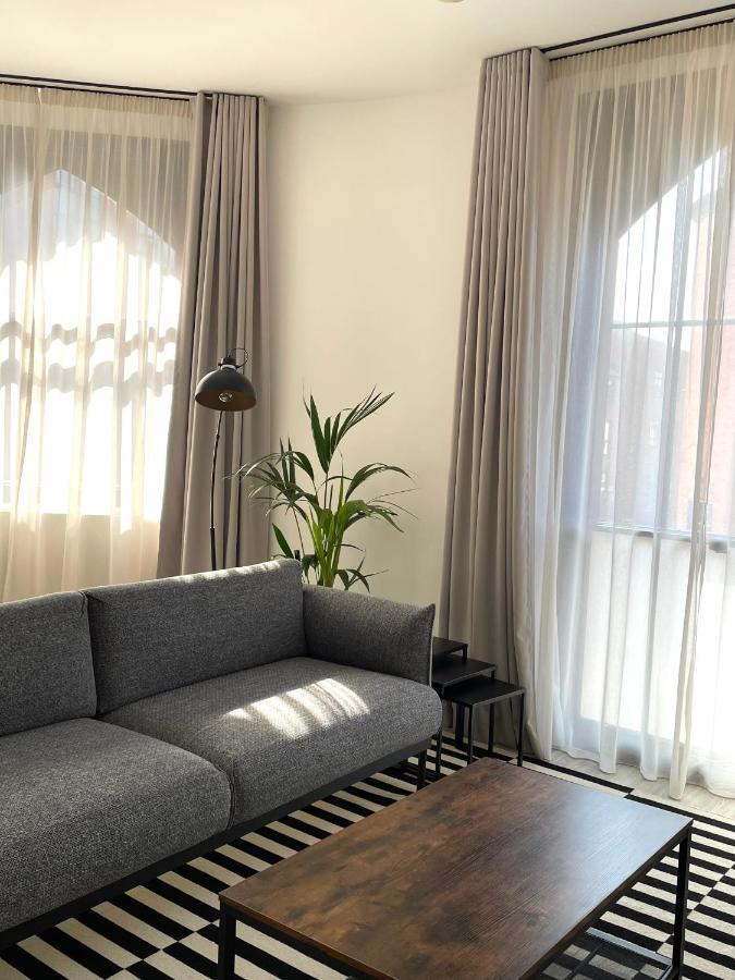 Onefivesix - Unique Apartments เบอร์มิงแฮม ภายนอก รูปภาพ