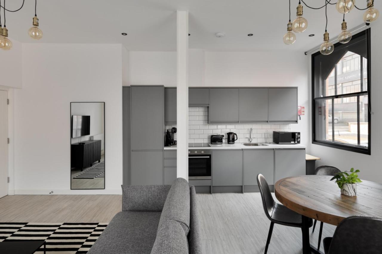 Onefivesix - Unique Apartments เบอร์มิงแฮม ภายนอก รูปภาพ