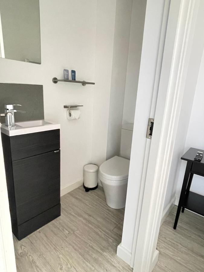 Onefivesix - Unique Apartments เบอร์มิงแฮม ภายนอก รูปภาพ